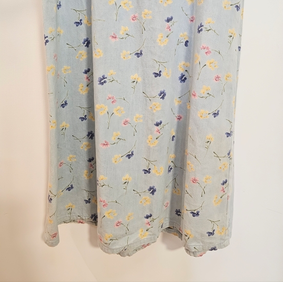 VTG | Village Sport Floral Short Sleeve Chambray Maxi Dress - Picture 3 of 4